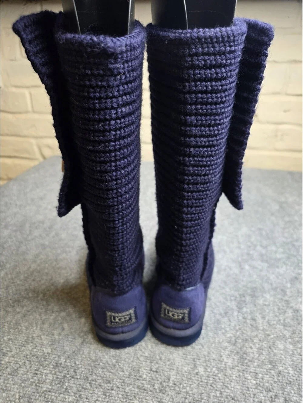 UGG Australia Women's Classic Cardy Knit Boots Navy Blue Size 6 3-Button 5819